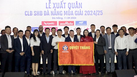 CLB SHB Đà Nẵng xuất quân và ủng hộ đồng bào bị bão lũ hơn 100 triệu đồng